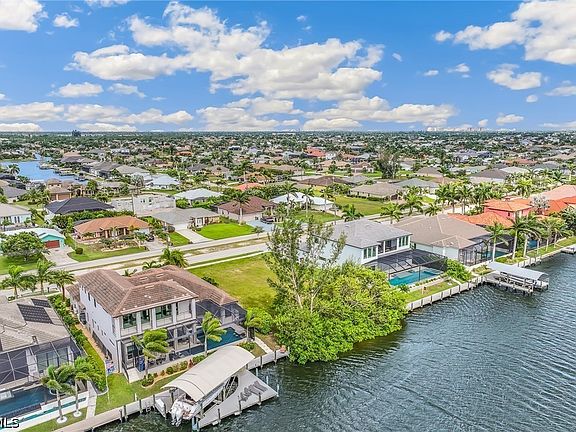 4th image of 3508 Surfside Blvd