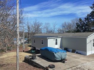 16923 Link Dr, Saint Robert, MO 65584