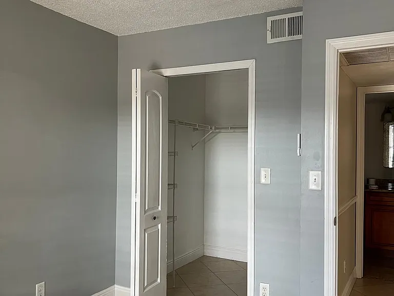 5307 Summerlin Rd #712 — Photo 11