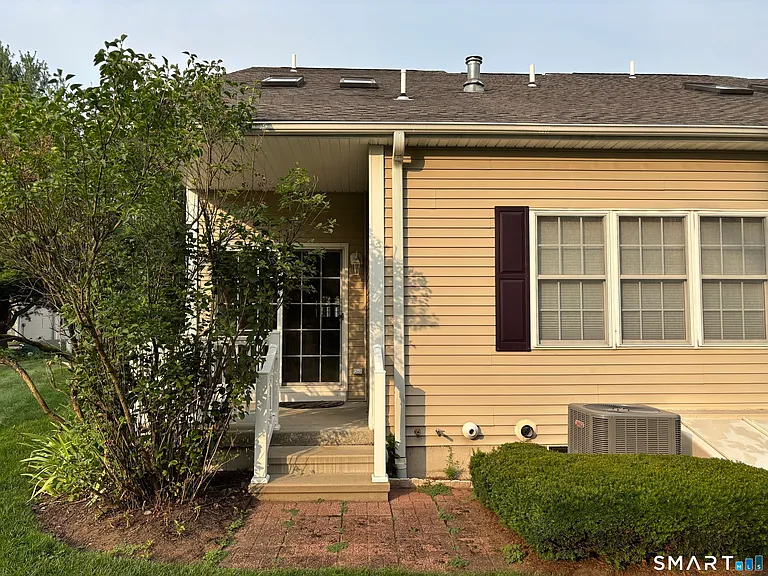 511 Elm St #9-1 — Photo 24