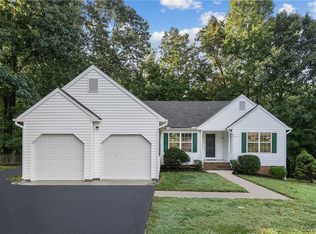 12131 Swift Crossing Dr, Midlothian, VA 23112