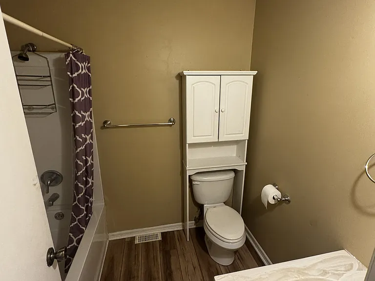 5702 Kentford Cir — Photo 13