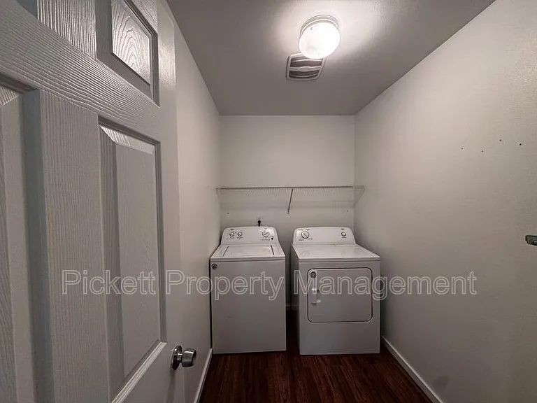 1220 Audrey Ave W — Photo 20