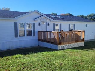 29 Sugar Plum Ln, Three Oaks, MI 49128