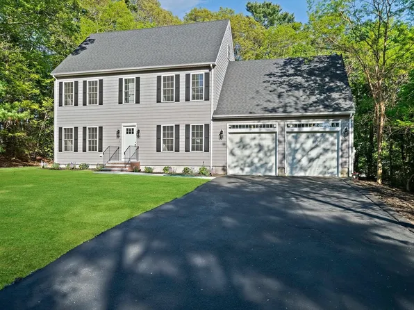 10 William Ave, Pembroke, MA 02359