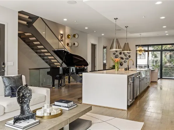 904 Lenox Blvd NE, Atlanta, GA 30324