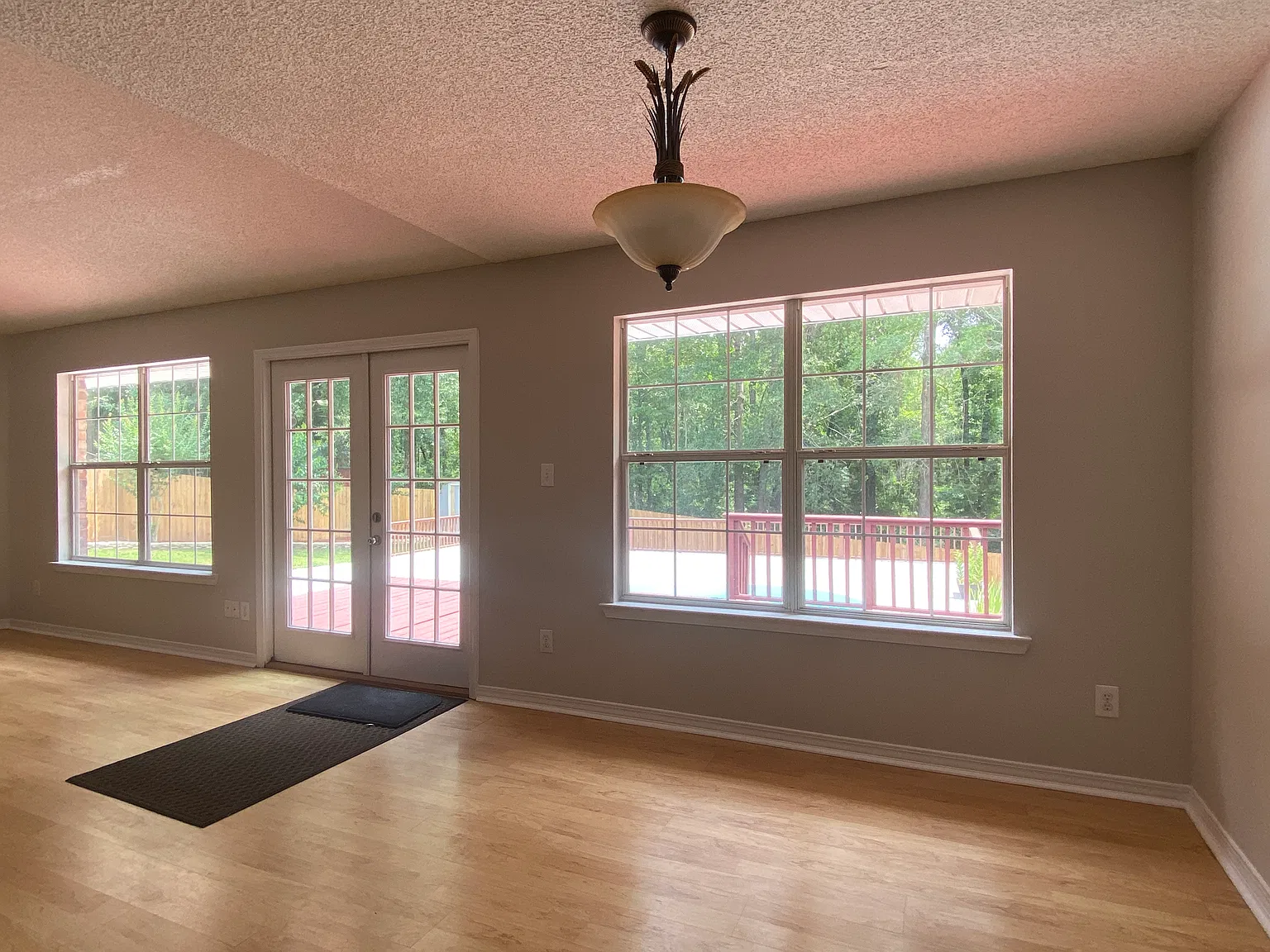 Available Mid-December! Bay Branch Villas 3 Bed/2 Bath! Plus Pool! — Photo 3