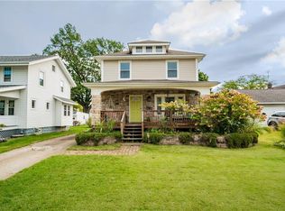 1043 Osborn Ave, Lorain, OH 44052