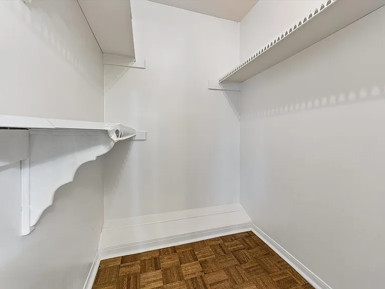 3232 Parkwood Dr — Photo 18