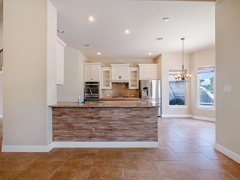 2921 Desert Candle Dr — Photo 11