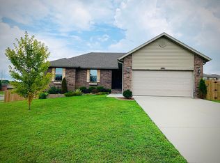 274 W Mazzy Dr, Springfield, MO 65803