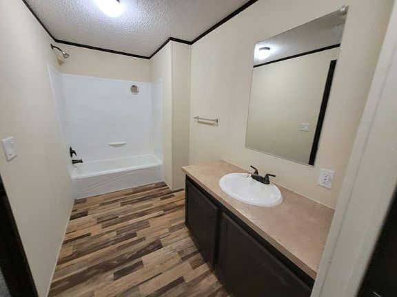 3rd image of 54 116th Ave NE #502