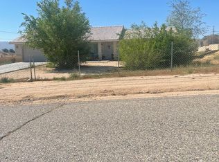 17921 Hackberry St, Hesperia, CA 92345