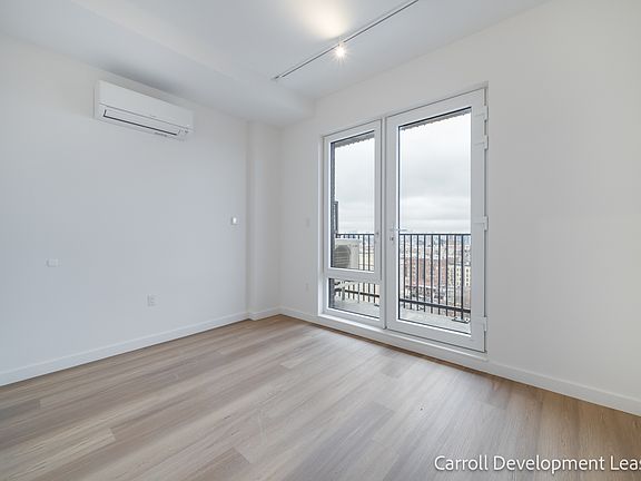 2nd image of 931 Carroll St #332