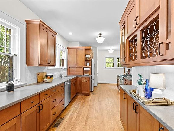 2nd image of 244 Winnona Dr
