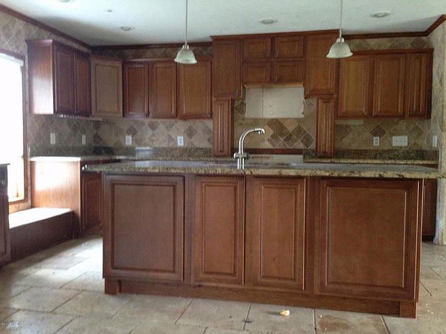 2nd image of 4413 Collins Rd