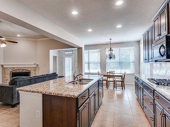 4th image of 2913 Kirkwood Dr