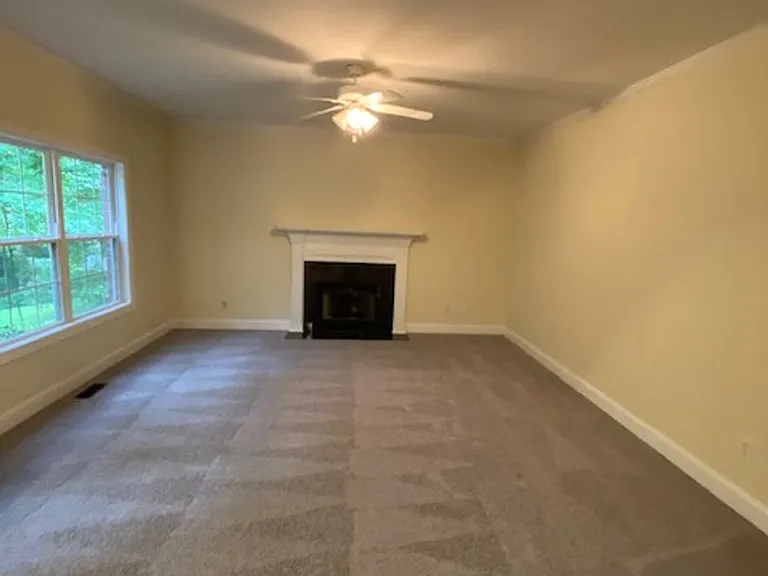 506 Eagle Pointe Dr — Photo 5