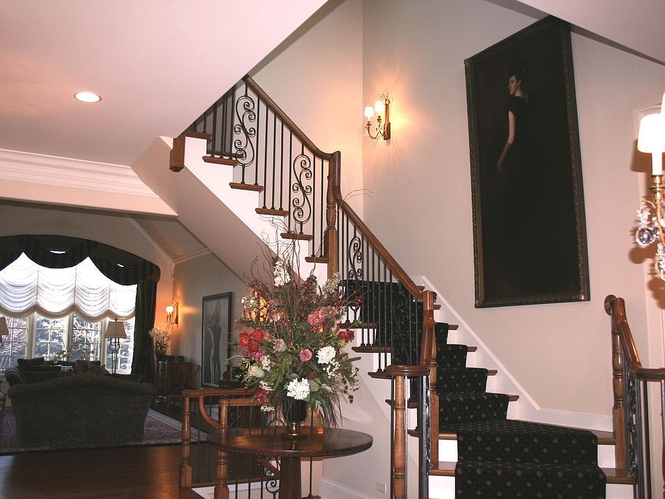 Two story foyer