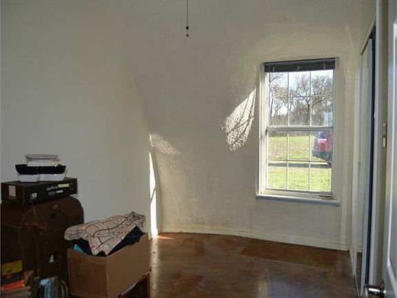 4th image of 1362 Fm 708