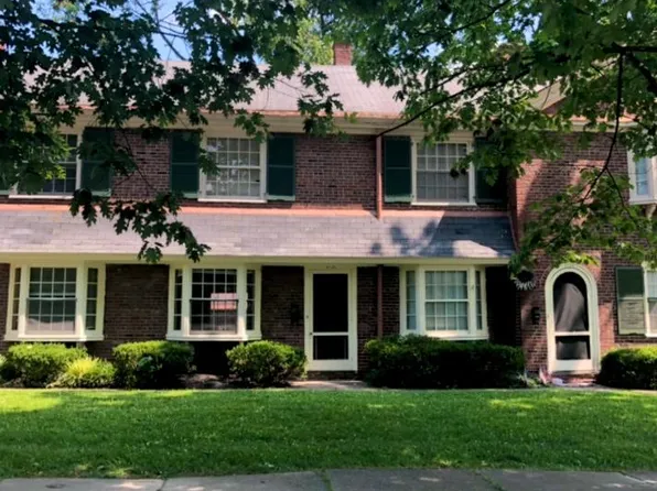 6722 Chestnut St, Cincinnati, OH 45227