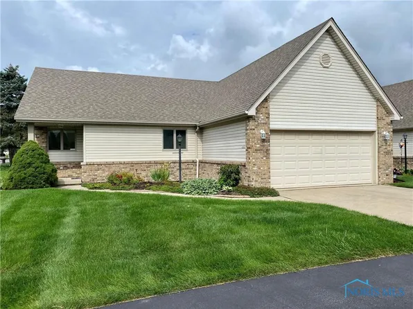 4245 Townhouse Dr #A, Oregon, OH 43616