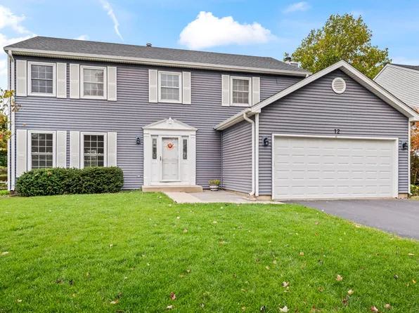12 Jefferson Ln, Cary, IL 60013