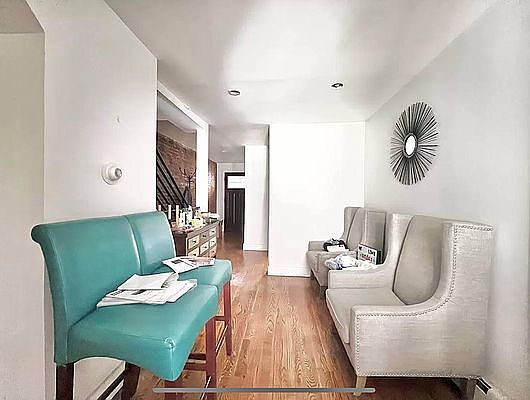4th image of 62 Vernon Ave Floor 1