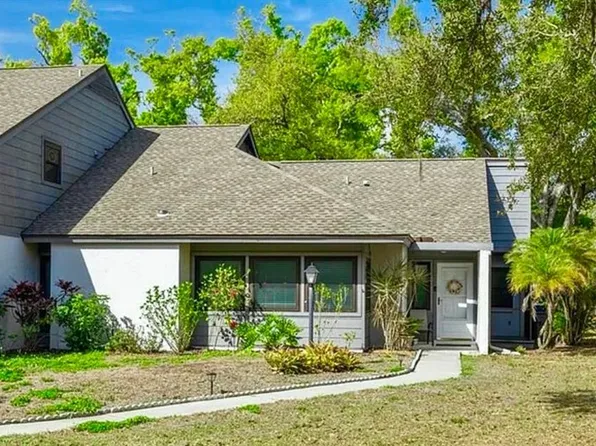 3210 Golden Eagle Ln, Sarasota, FL 34231