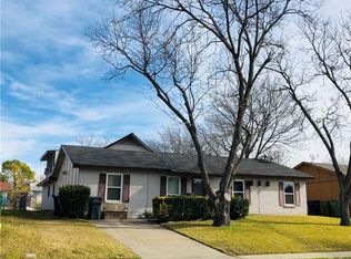 3922 Mayflower Dr, Garland, TX 75043
