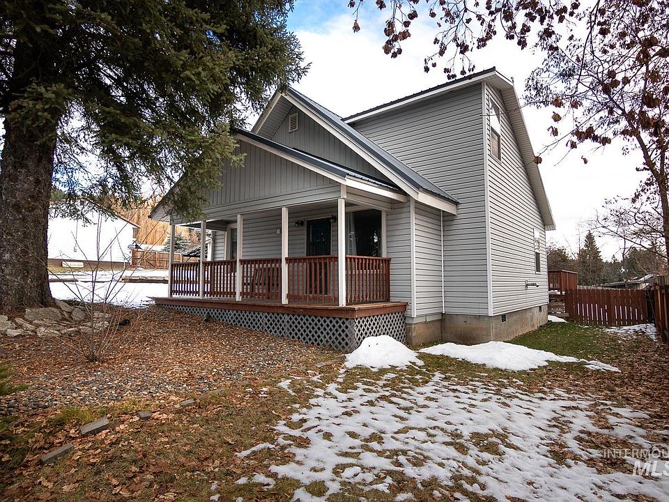 604 Main St, Deary, ID 83823 Zillow
