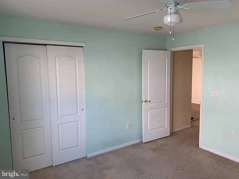 110 Lionheart Ln — Photo 10