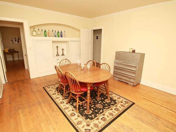 2nd image of 3029 N Farwell Ave