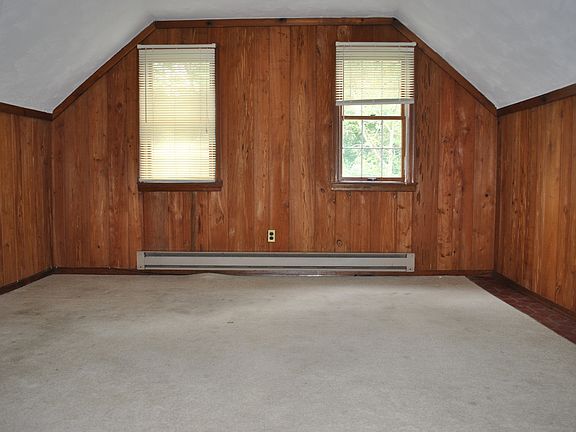5th image of 150 Hegemans Ln