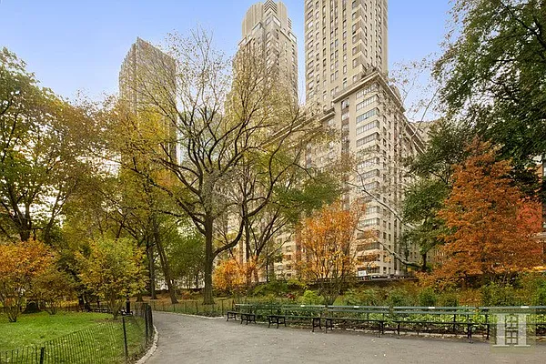Rented by Halstead Real Estate | media 6