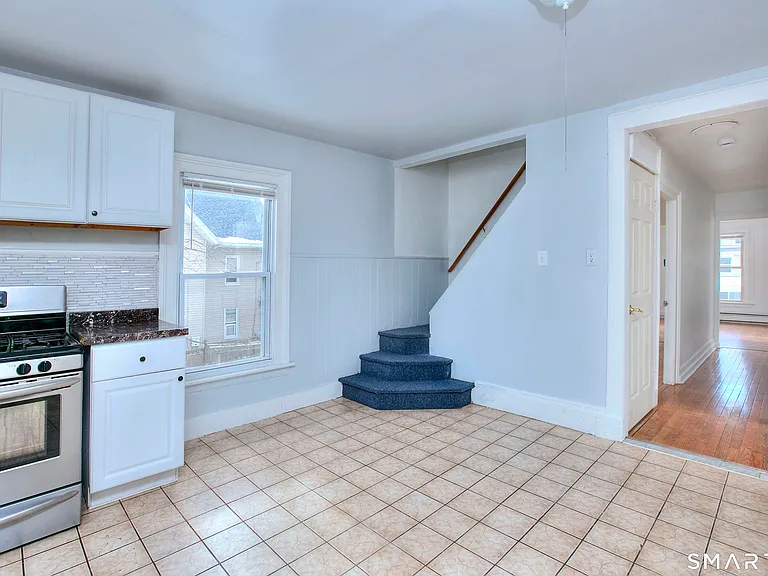 56 Franklin St — Photo 25