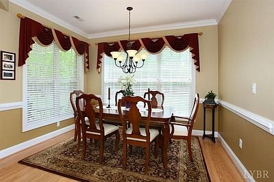 4th image of 1164 Doulton Cir