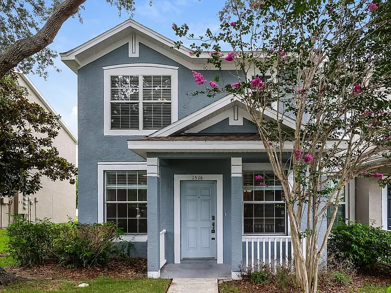 1516 Blue Magnolia Rd — Photo 1