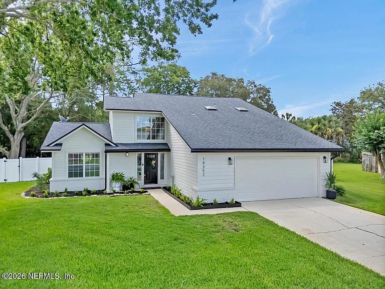 14352 Crystal Cove Dr S — Photo 1
