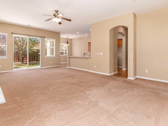 5th image of 1362 Horse Creek Way