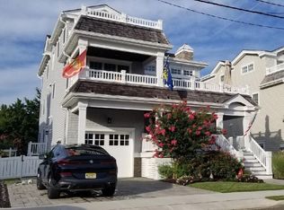 43 12th St W, Avalon, NJ 08202