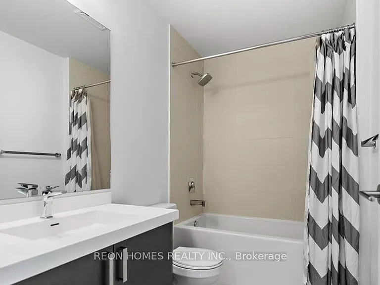 7895 Jane St #807 — Photo 10