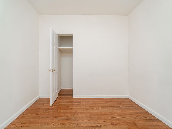 5th image of 21-05 33rd St #1GG