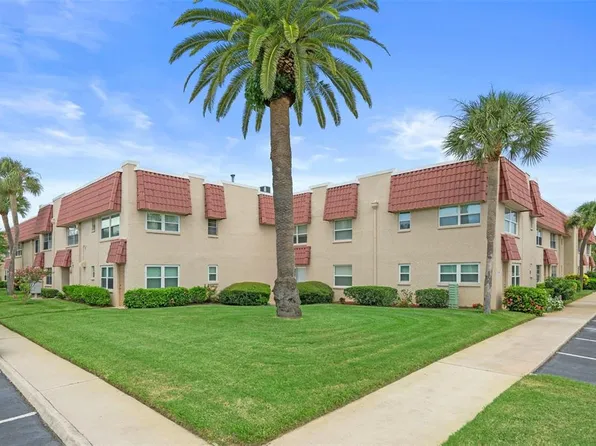 10033 64th Ave N APT 4, Saint Petersburg, FL 33708