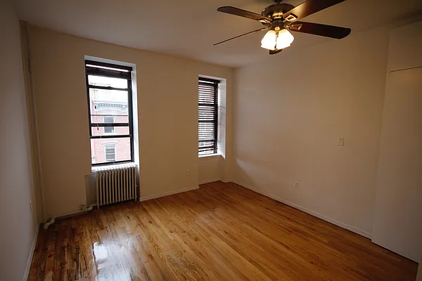 Rented by Nooklyn NYC LLC | media 43