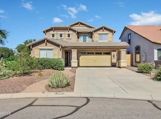 566 W Love Rd, San Tan Valley, AZ 85143
