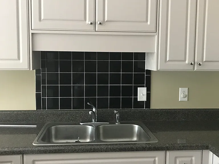 1364 Walton Loop — Photo 10