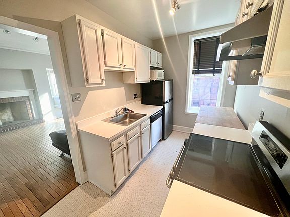 Kitchen with ample counter space