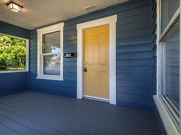 5th image of 126 17th Ave S