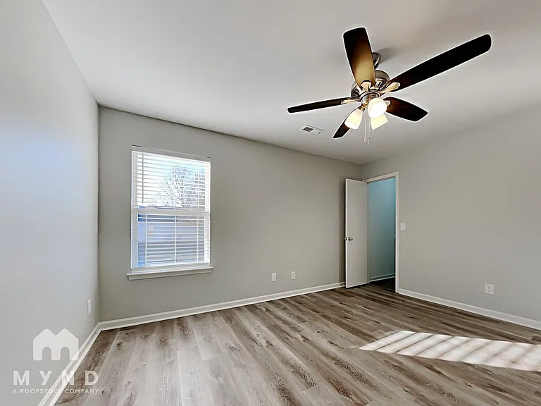118 Brantley Place Dr — Photo 8